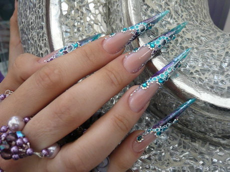 acrylic-stiletto-nails-67-8 Unghii stiletto acrilice