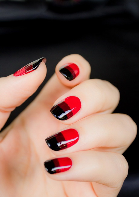 black-and-red-nail-designs-21-7 Modele de unghii negre și roșii