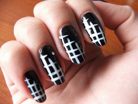 black-and-white-acrylic-nail-designs-67-14 Modele de unghii acrilice alb-negru