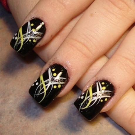 black-nail-polish-designs-15-5 Modele de lacuri de unghii negre