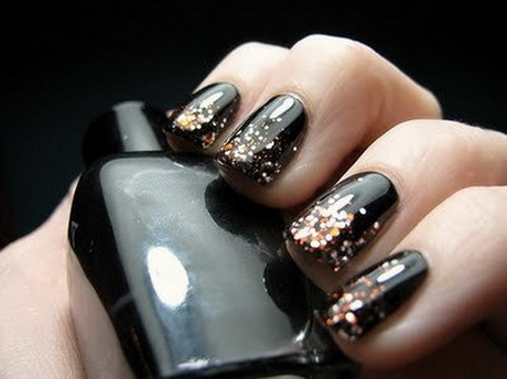 black-nails-with-design-88-12 Cuie negre cu design