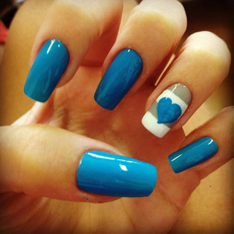 blue-acrylic-nail-designs-26 Modele de unghii acrilice albastre
