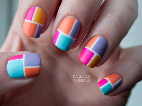 colored-nail-art-20-2 Arta unghiilor colorate