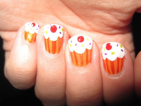 cupcake-nail-designs-60-8 Modele de unghii Cupcake