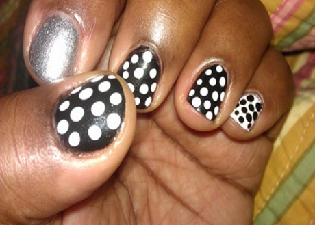 cute-black-and-white-nail-designs-46-8 Modele drăguțe de unghii alb-negru