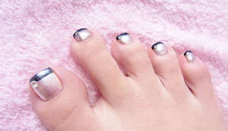 cute-designs-for-toenails-04-6 Modele drăguțe pentru unghiile de la picioare