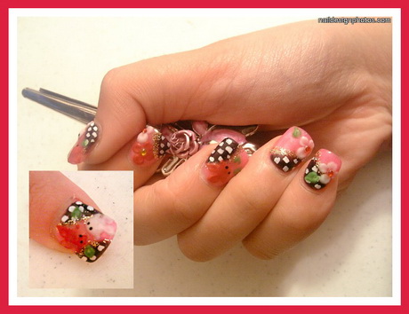cute-easy-nail-designs-for-summer-03-17 Modele drăguțe de unghii ușoare pentru vară