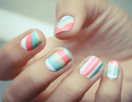 cute-easy-nail-ideas-57-14 Idei drăguțe de unghii ușoare