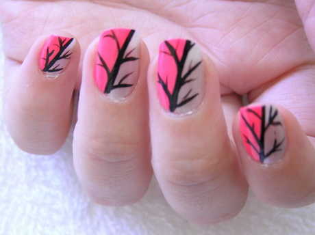 easy-and-cool-nail-designs-28-5 Modele de unghii ușoare și reci