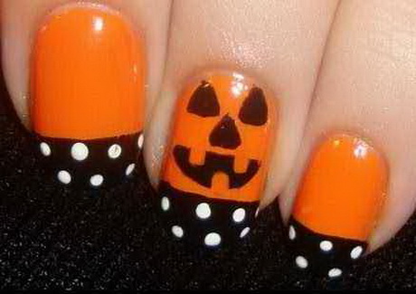 easy-halloween-nail-designs-45-18 Modele ușoare de unghii de halloween