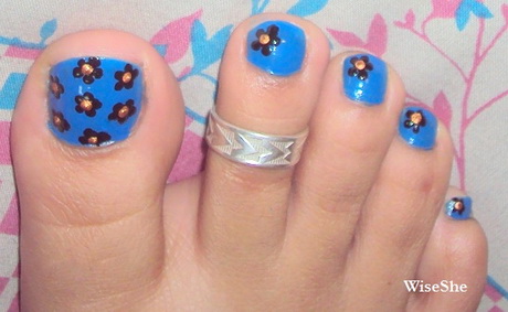 easy-nail-art-designs-for-toes-18-14 Design ușor de unghii pentru degetele de la picioare