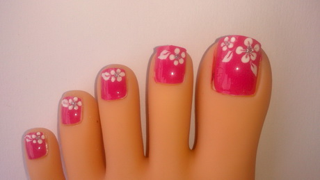 easy-nail-designs-for-toes-75-7 Design ușor de unghii pentru degetele de la picioare