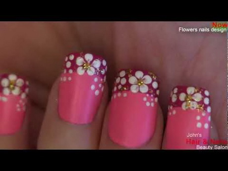 flower-designs-for-nails-37-16 Modele de flori pentru unghii