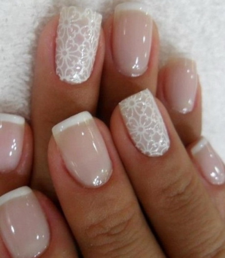 french-nails-with-design-08-10 Unghiile franceze cu design