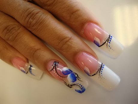 french-nails-with-design-08-12 Unghiile franceze cu design