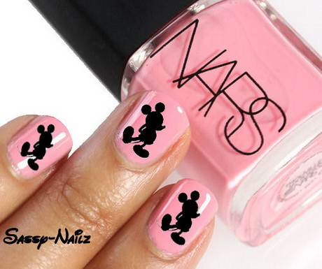 mickey-mouse-nail-designs-99-13 Mickey mouse modele de unghii