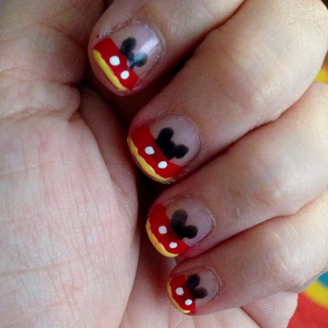 mickey-mouse-nail-designs-99-18 Mickey mouse modele de unghii