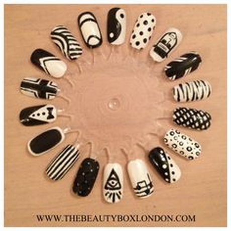 monochrome-nail-art-56-8 Monocrom unghii arta