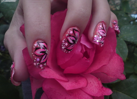 nail-art-pictures-flowers-01-7 Nail art Poze flori