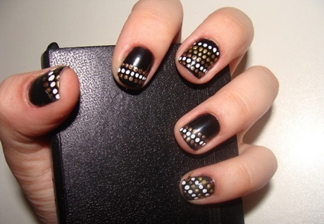 nail-designs-for-black-nails-79-10 Modele de unghii pentru unghii negre