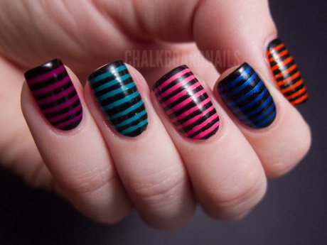 nail-designs-stripes-41-4 Modele de unghii dungi