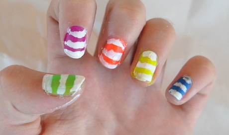 nail-designs-stripes-41-9 Modele de unghii dungi