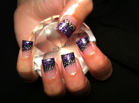 nail-designs-with-diamonds-84-7 Modele de unghii cu diamante
