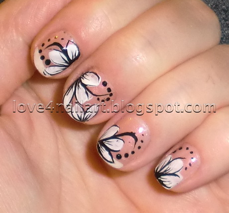 nail-flower-designs-64-2 Modele de flori de unghii