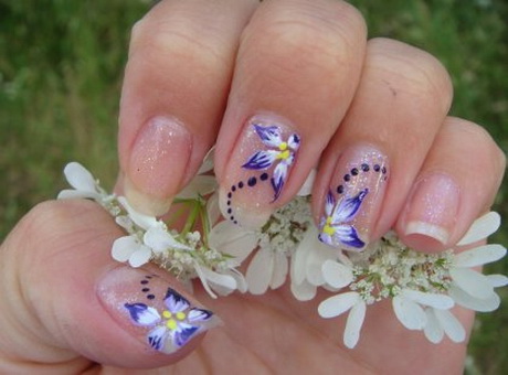 nail-with-flowers-62-14 Unghii cu flori