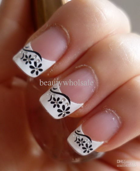 nails-french-designs-51-16 Cuie modele franceze