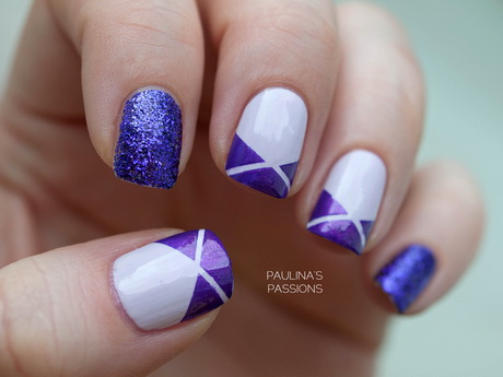 nails-with-tape-61-13 Cuie cu bandă