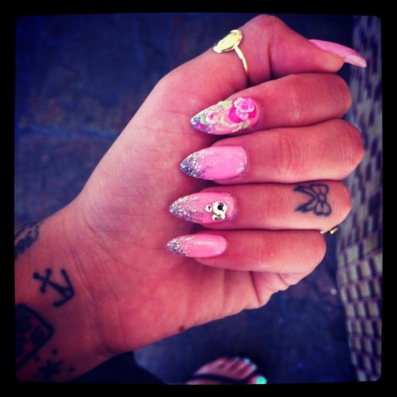 new-nails-67-8 Cuie noi