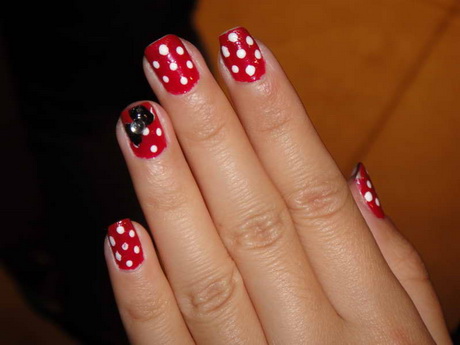 polka-dots-nail-design-59-13 Polka puncte de design de unghii