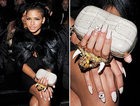 rihanna-nail-designs-62-16 Modele de unghii Rihanna