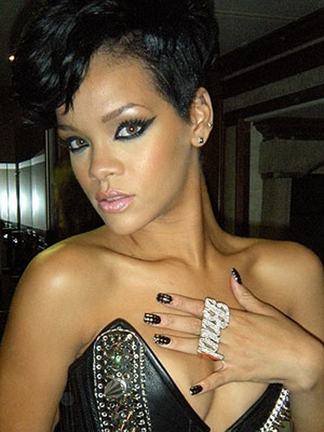 rihanna-nail-designs-62-6 Modele de unghii Rihanna