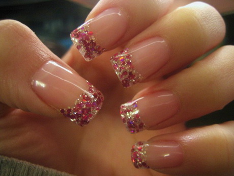 sparkly-nail-designs-81-10 Modele de unghii strălucitoare