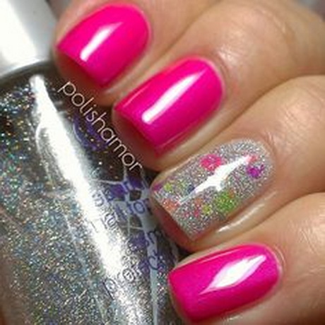 sparkly-nail-designs-81-16 Modele de unghii strălucitoare
