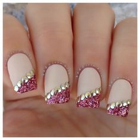 sparkly-nail-designs-81 Modele de unghii strălucitoare