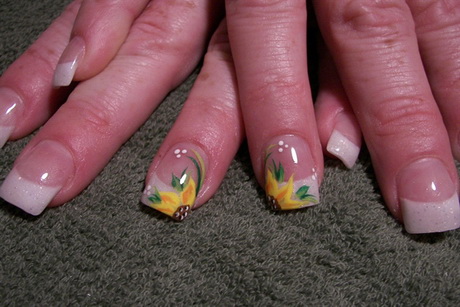 sunflower-nail-art-design-76-13 Floarea-soarelui nail art design