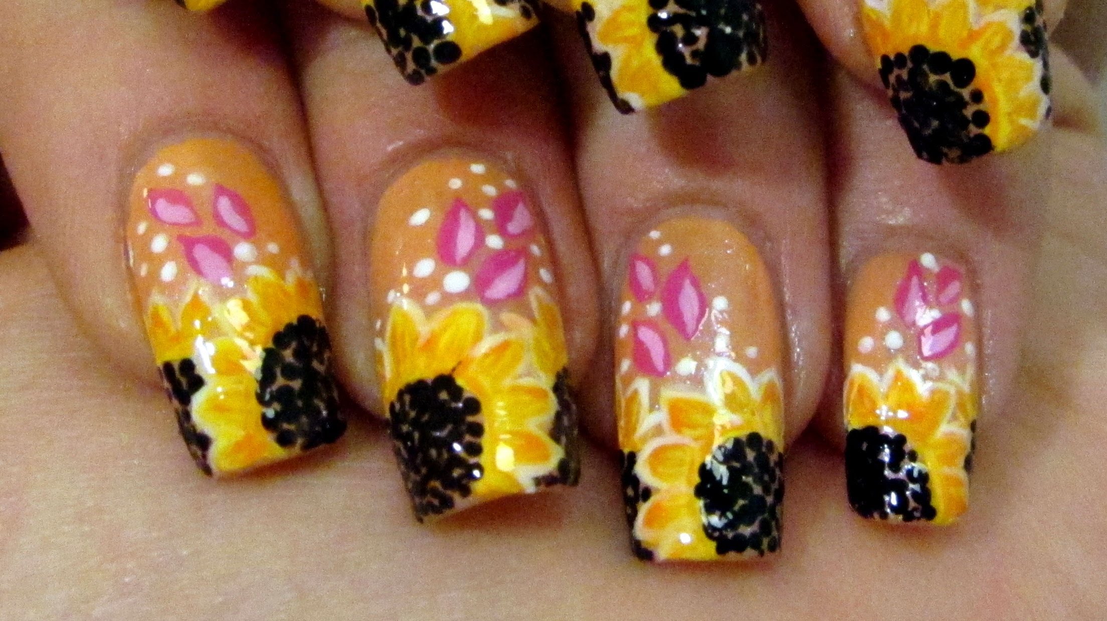 sunflower-nail-art-18-7 Floarea-soarelui nail art