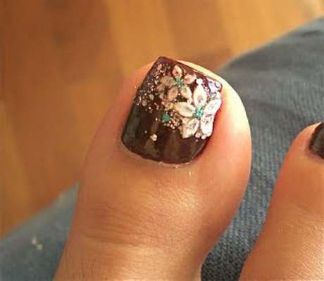 toe-nails-design-73-14 Designul unghiilor de la picioare