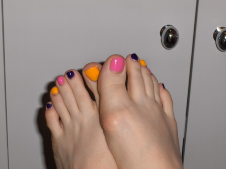 toes-nail-polish-19-4 Degetele de la picioare lac de unghii