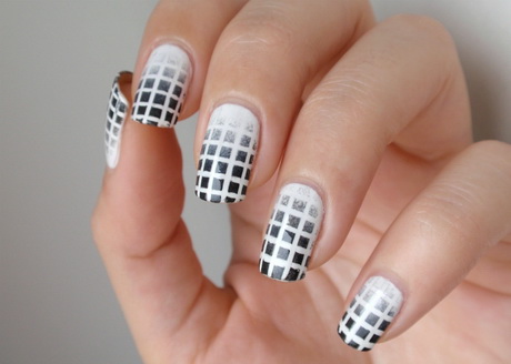 white-black-nail-designs-13-13 Alb negru modele de unghii