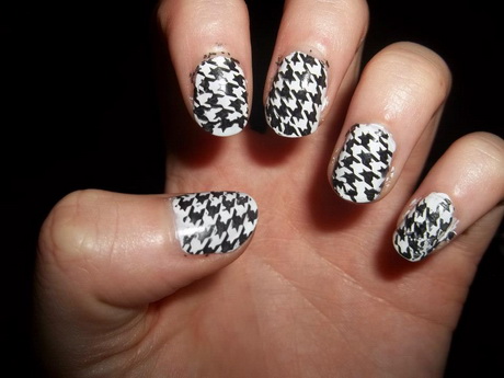 white-black-nail-designs-13-19 Alb negru modele de unghii
