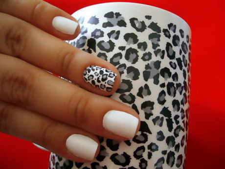 white-nail-designs-76-15 Modele de unghii albe