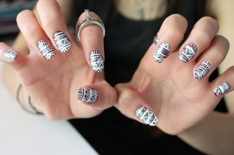 white-nail-polish-designs-95 Modele de lacuri de unghii albe