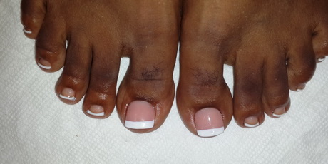 acrylic-toe-nail-21-16 Unghii de unghii acrilice