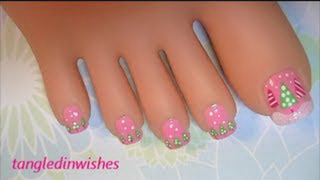 christmas-toe-nail-design-22-19 Crăciun deget de la picior de design de unghii