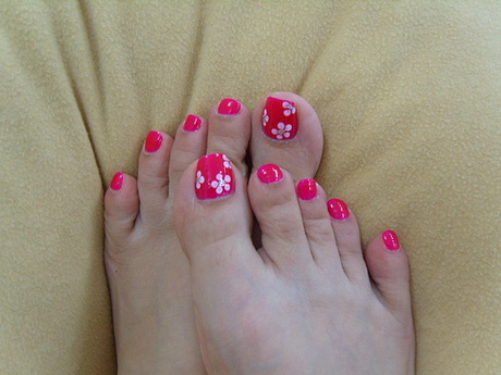 cute-nail-art-designs-for-toes-87-6 Modele drăguțe de unghii pentru degetele de la picioare