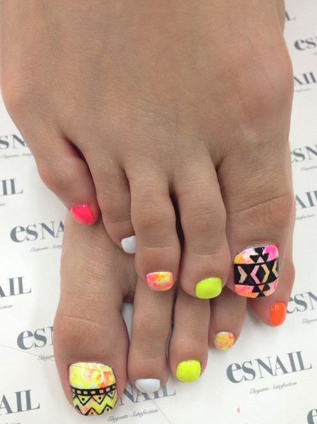 cute-toe-nails-designs-25-8 Drăguț toe cuie modele